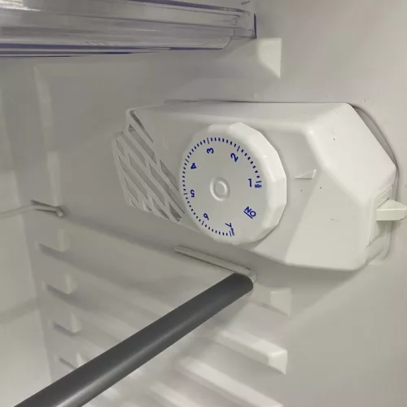 HELADERA BAMBI C/FREEZER 2F1600 329L BLANCA